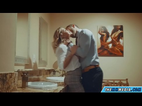 ❤️ Kad te prsata plavuša zavede u javnom zahodu Kvalitetan seks u pornografiji hr.dienlanhbk.top